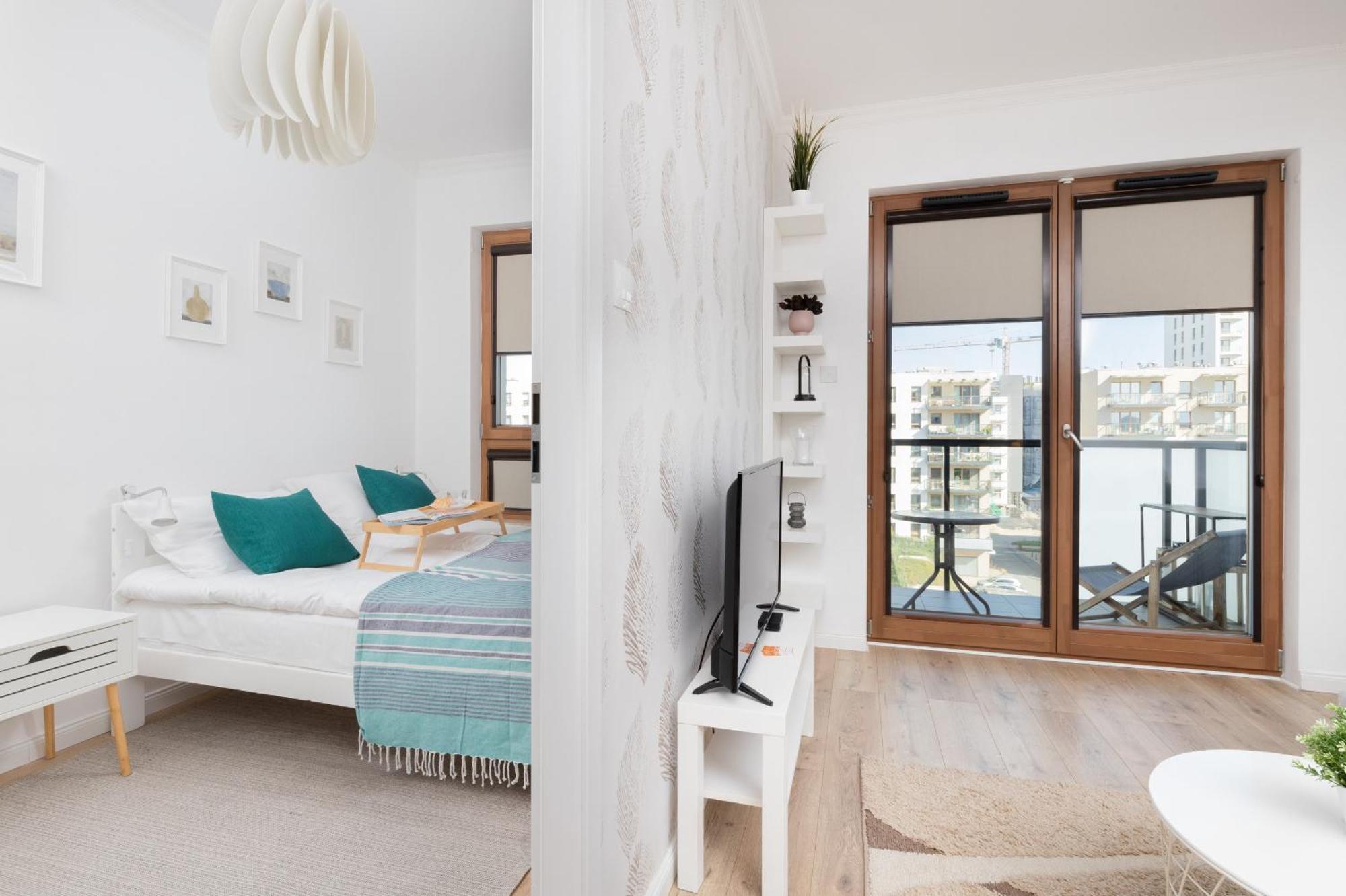 Starowiejska With Balcony Next To Arena Stadium By Renters Huoneisto