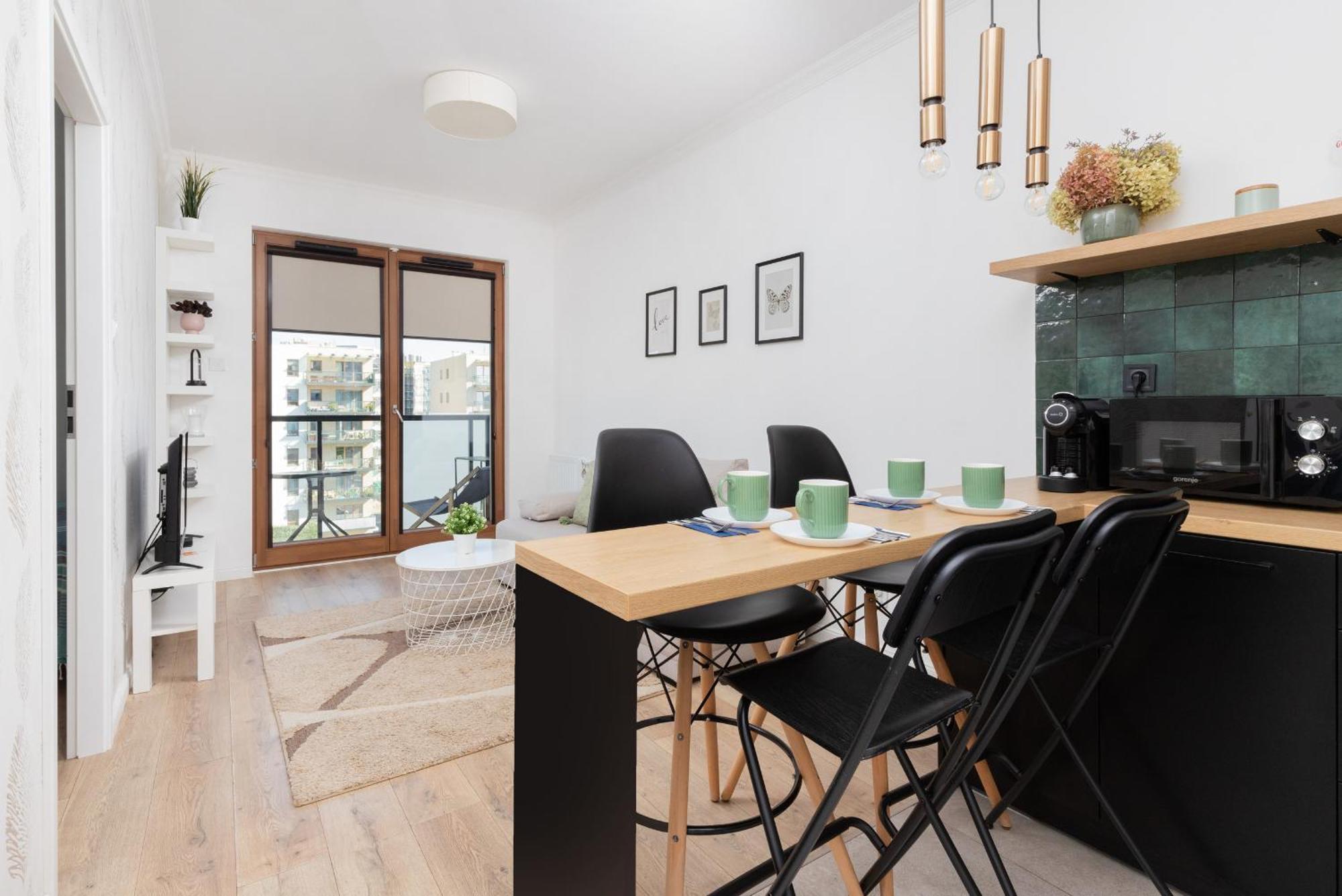 Huoneisto Starowiejska With Balcony Next To Arena Stadium By Renters